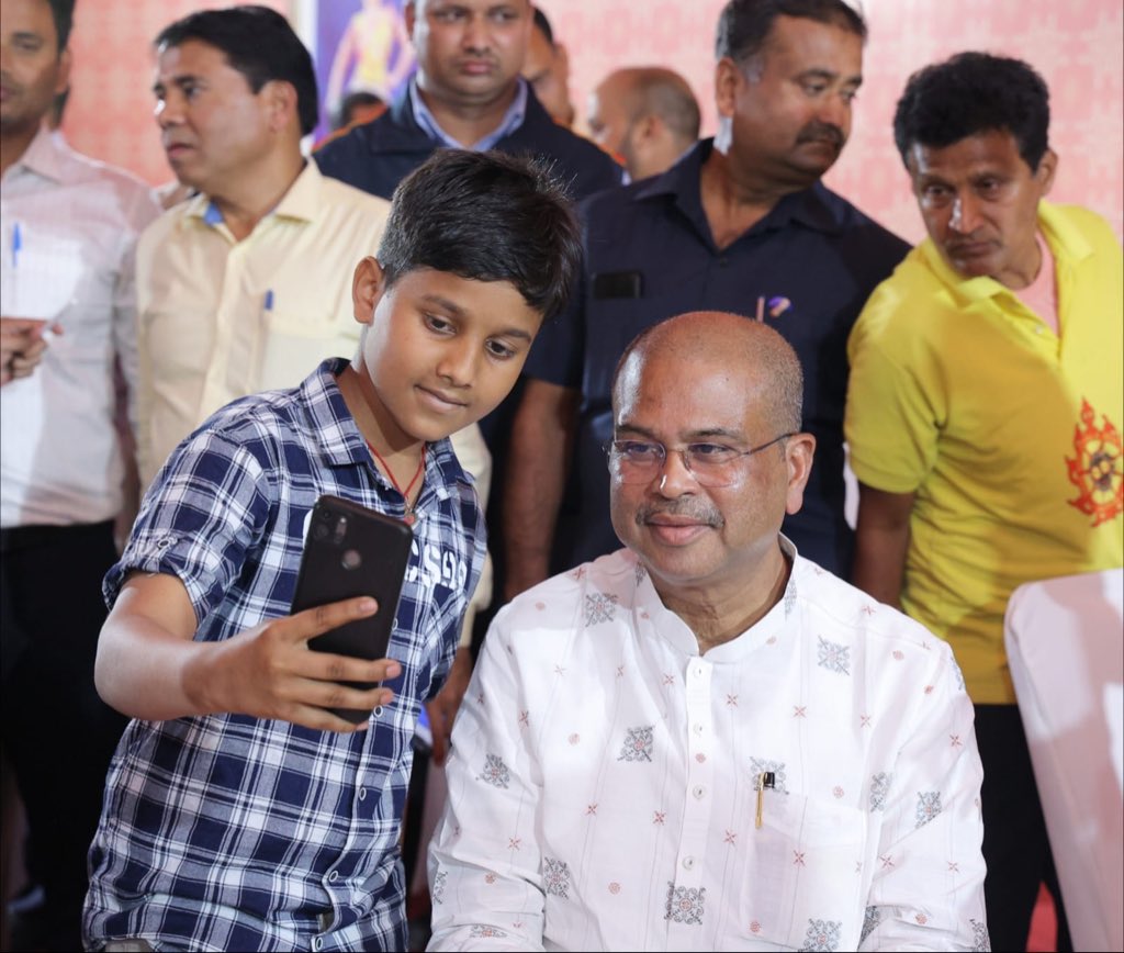 Dharmendra Pradhan tweet media