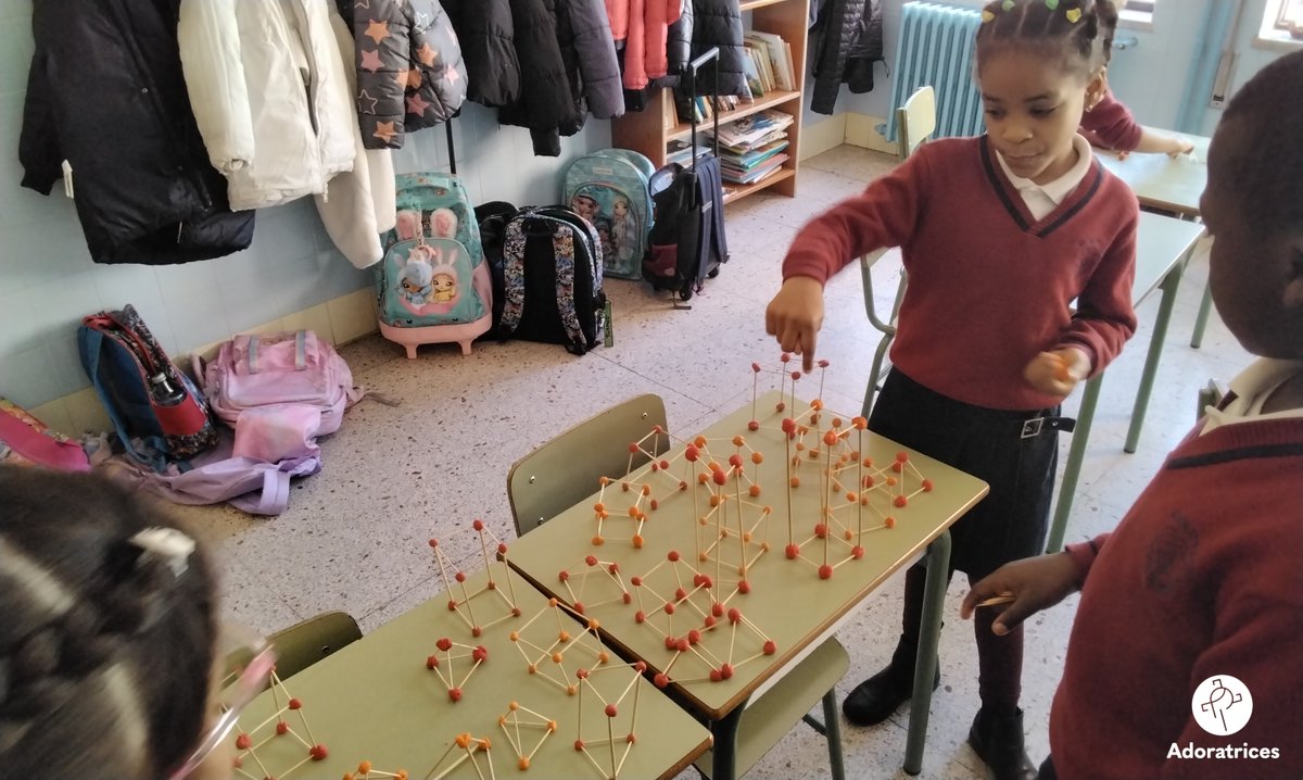 Colegio Sta. Mª Micaela Valladolid tweet media