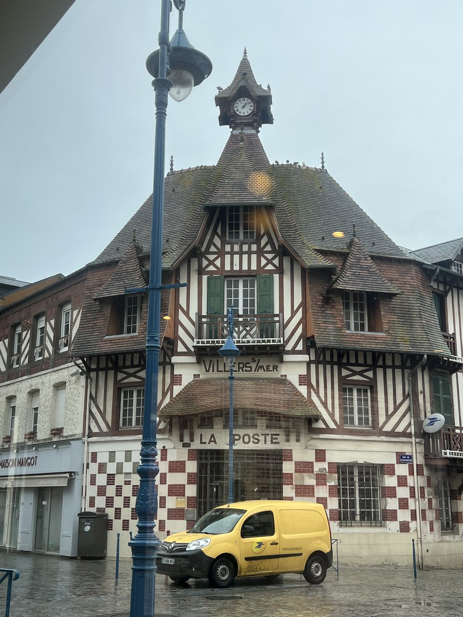 Emmanuelle Butaud tweet media