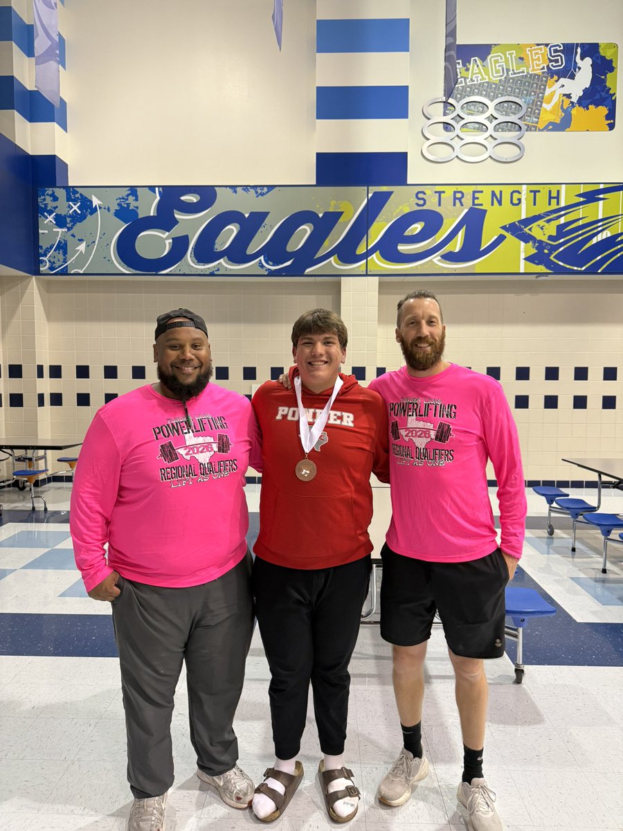 ponder powerlifting tweet media