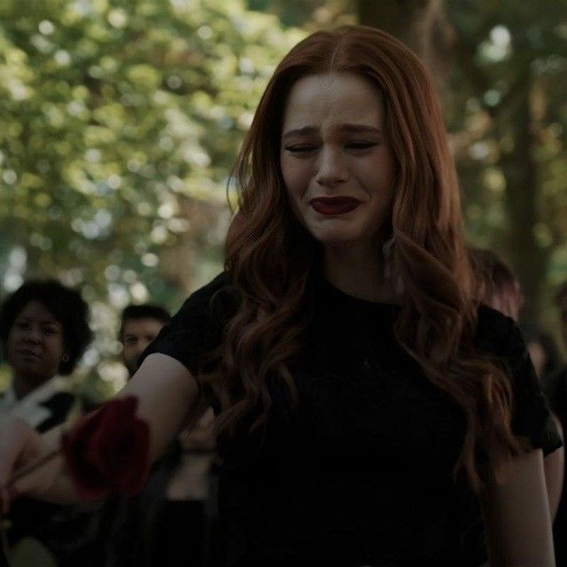 ⠀
⠀
⠀⠀⠀⠀⠀✦  .   ˚ 𝖧𝖾 𝗋𝖾𝗀𝗋𝖾𝗌𝖺𝖽𝗈 𝗉𝗈𝗋𝗊𝗎𝖾 𝗆𝗂 𝗉𝖺𝖽𝗋𝖾 𝗁𝖺 𝖿𝖺𝗅𝗅𝖾𝖼𝗂𝖽𝗈.
⠀⠀⠀⠀⠀ 𝑷𝒓𝒊𝒏𝒄𝒆𝒔𝒔 𝑽𝒐𝒏 𝑫𝒐𝒐𝒎

⠀⠀⠀⠀⠀