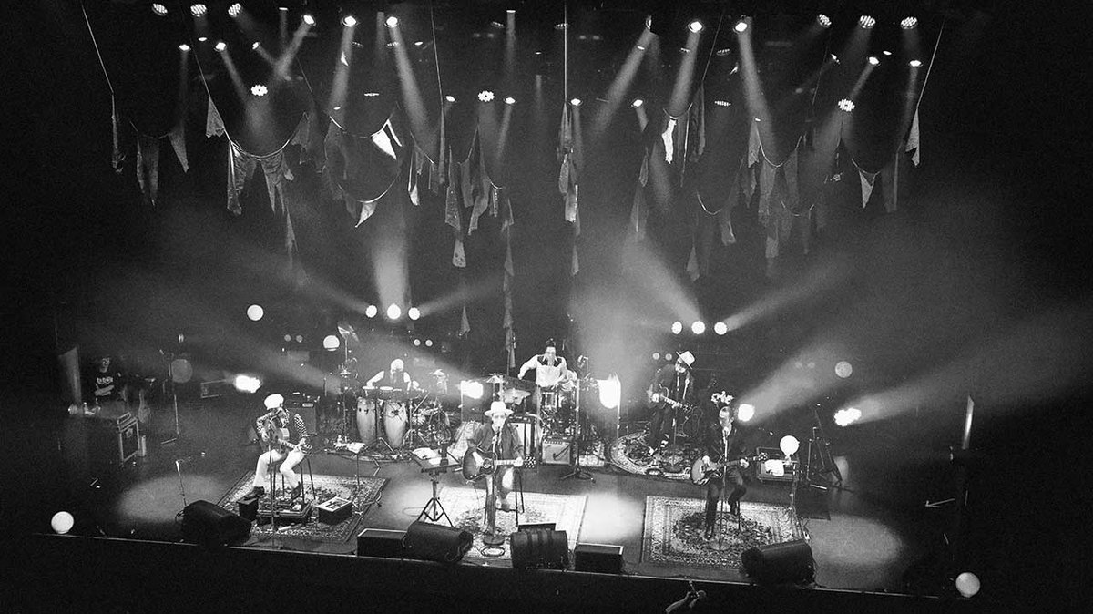 THE MODS official tweet media