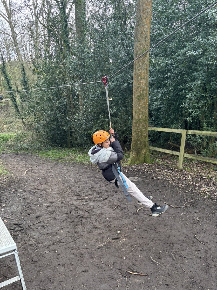 Mr Giles tweet media