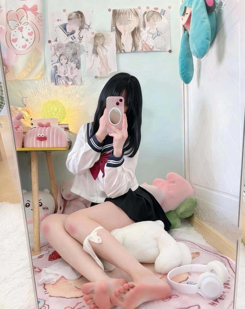 小e tweet media