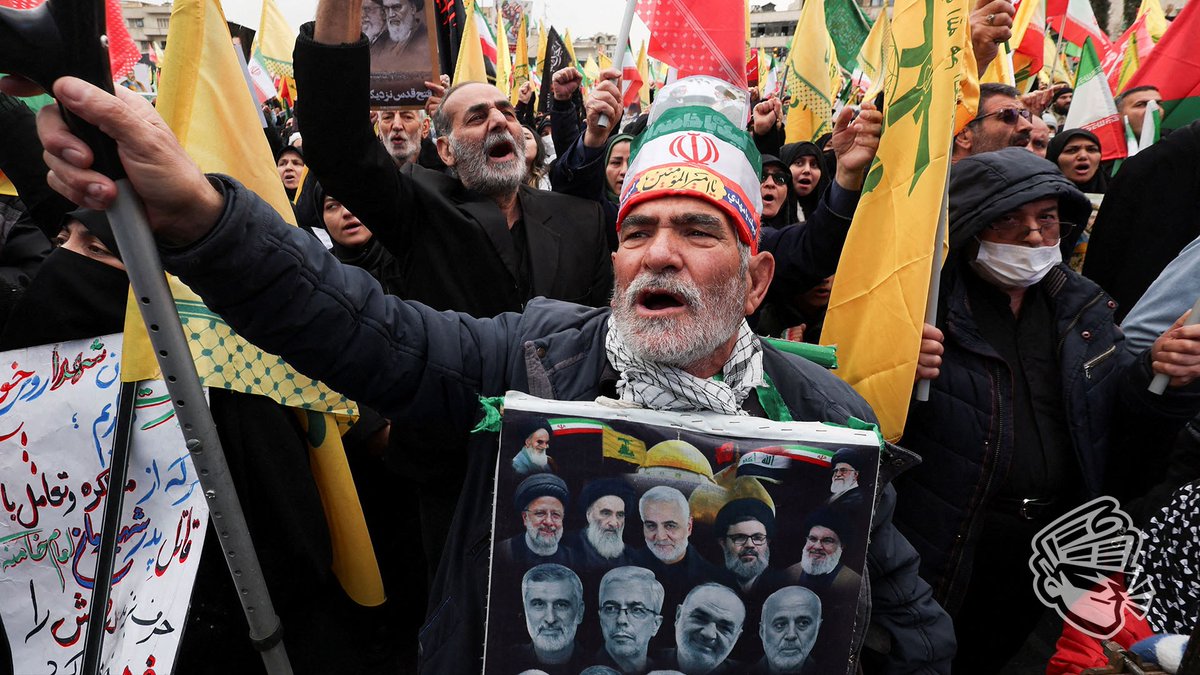 StickyMediaNews's tweet photo. 🚨 BREAKING: Air strike hits Tehran during al-Quds Day rally, killing at least one person. https://t.co/dYqpyHi1zC
