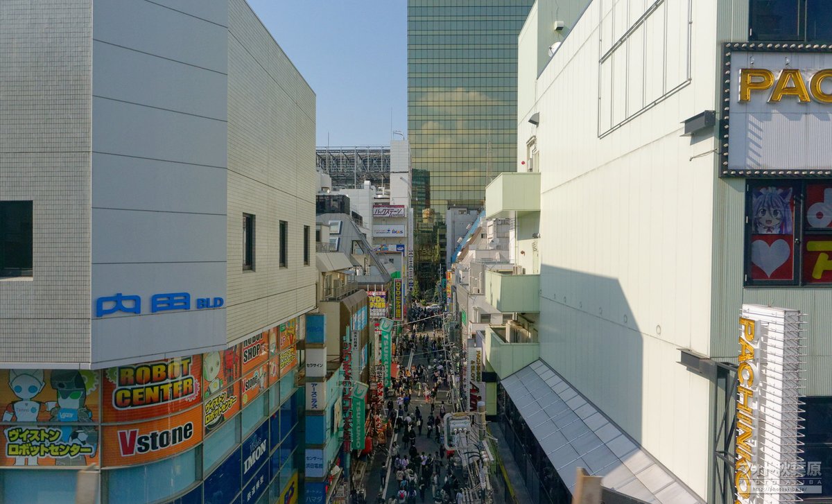 フォト秋葉原 tweet media