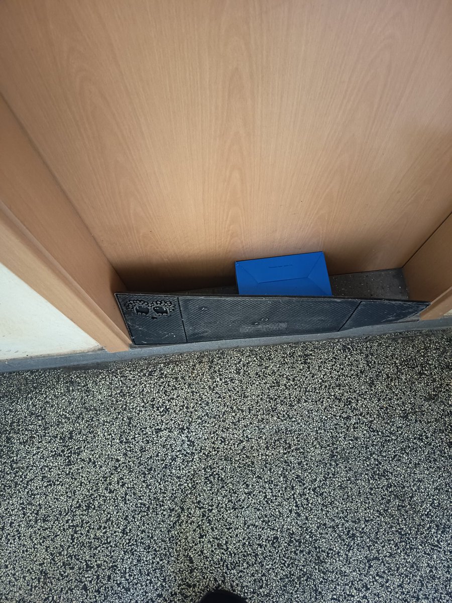 FrolleinLi tweet media