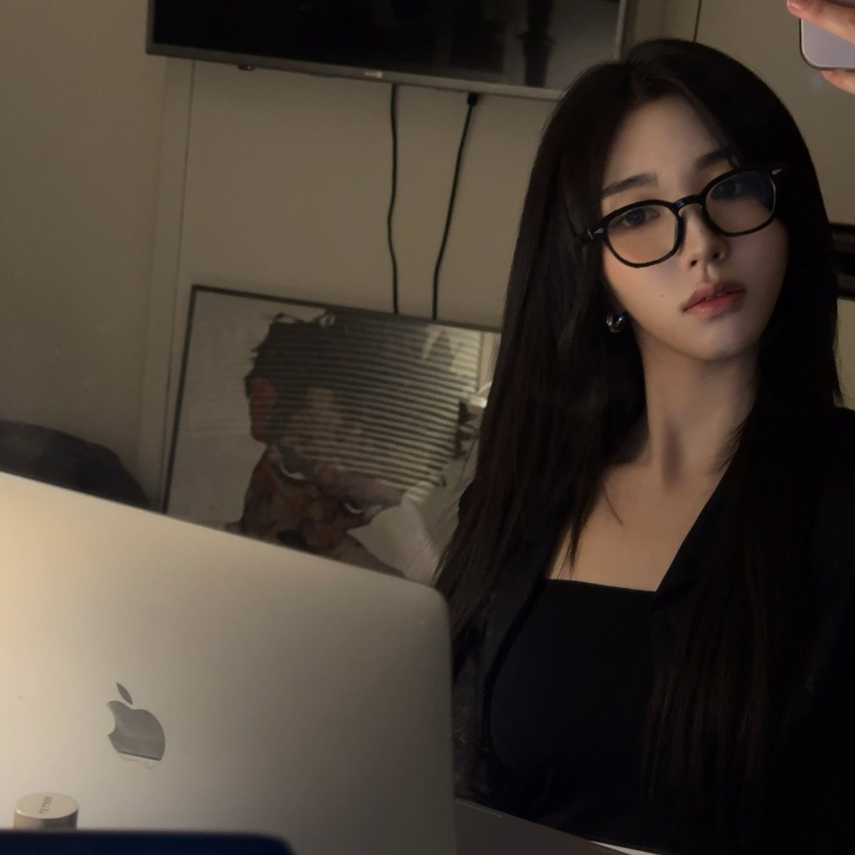 PARK SOHYUN UPDATES tweet media