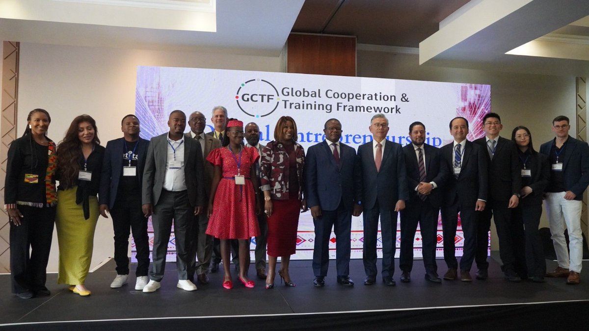 TW_Eswatini's tweet photo. Representatives of Taiwan, Eswatini &amp; like-minded partners the U.S. &amp; Japan took part in the #GCTF Digital Entrepreneurship for Youth &amp; MSMEs. The super event in the #BeautifulKingdom showed the need for close cooperation in realising the #SDGs &amp; #Agenda2030. Yes! #TaiwanCanHelp https://t.co/hgK6J1OzaB