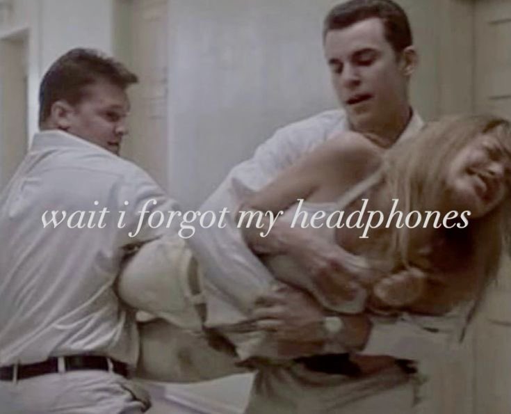 𝝑𝝔 tweet media