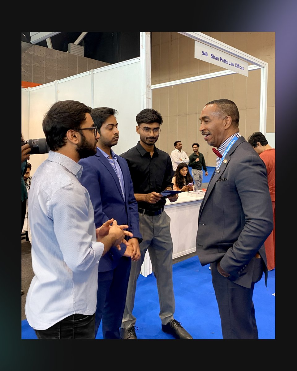 cerebrus_app's tweet photo. Our showcase at Startup Mahakumbh gave us valuable insights into how organizations are thinking about hiring today.

From listening to hiring concerns, understanding them, to aligning Cerebrus with everyone’s unique needs, we covered all bases.

Here’s a recap of how it went! https://t.co/uyVymPtM2b