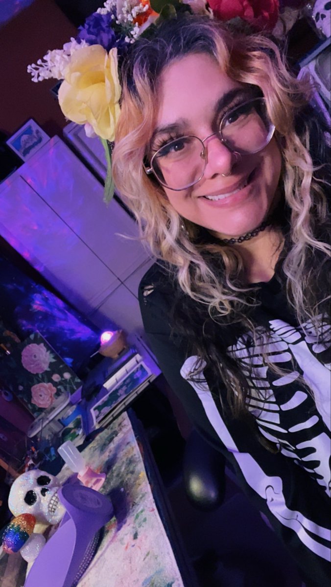 wildflowerxox's tweet photo. bedazzle with me 
✨💎💜

https://t.co/iQKv2PfHKc https://t.co/ll8tzQCkjV