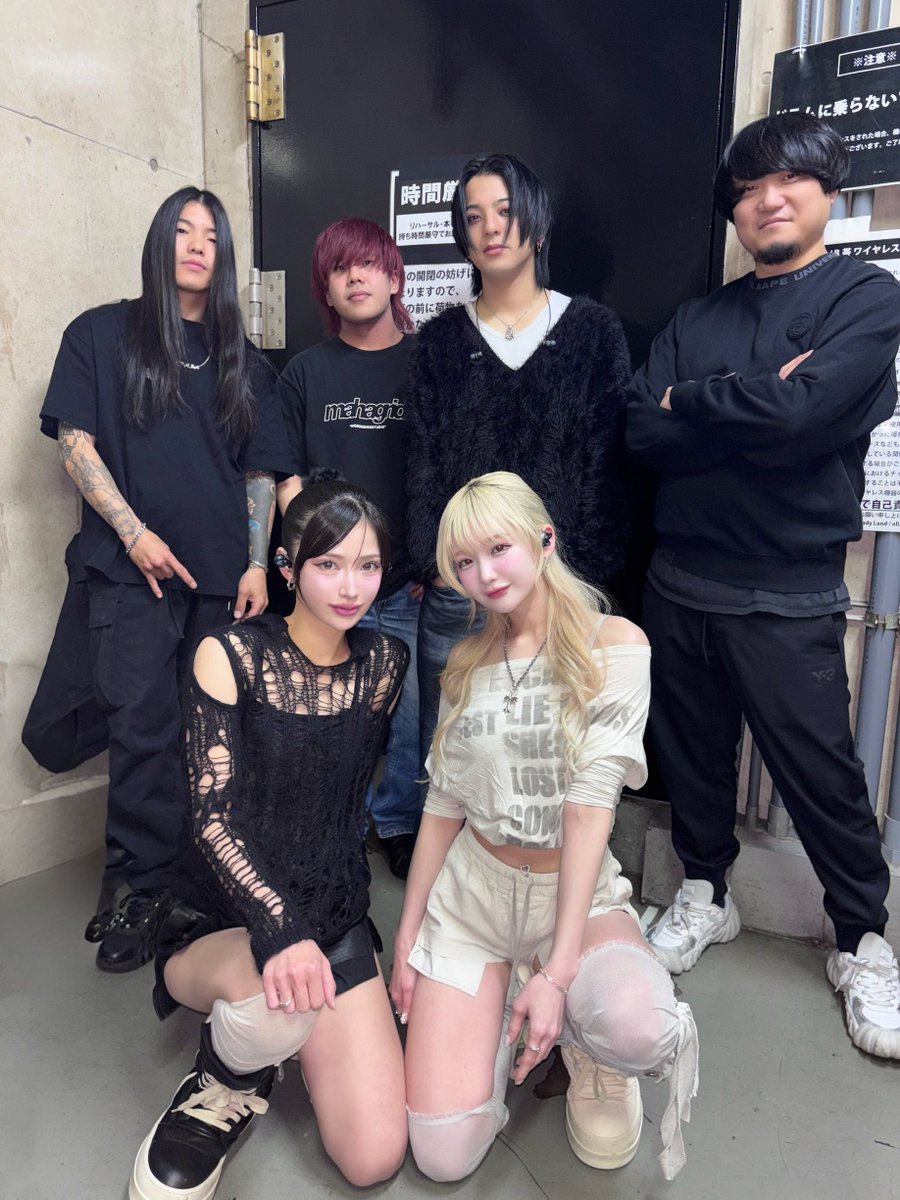 REIRIEofficial's tweet photo. #REIRIE Live Tour 2026 -Amethyst-

本日DAY９！ell.FITS ALL
ありがとうございました！💜

つぎは、
2026年3月15日(日)　[栃木]HEAVEN’S ROCK Utsunomiya VJ-2
開場 16:00／開演 17:00

🎟️チケット詳細
https://t.co/vk6FewhUu3
��グッズ詳細
https://t.co/colSMFLolu

💜追加公演：沖縄💜
2026年4月27日(月)　[沖縄]桜坂セントラル
開場 17:00／開演 18:00

【先行抽選受付中】
受付期間：～3月13日(金)23:59まで
当落確認 / 入金期間：3月14日(土)正午12:00～3月18日(水)23:59

詳細→https://t.co/zs5nKlZjjh

💜Amethyst
💿https://t.co/jRkSXMCBLI
🎧https://t.co/RpW9W40j19

#REIRIE #れいりえ #黒宮れい #金子理江