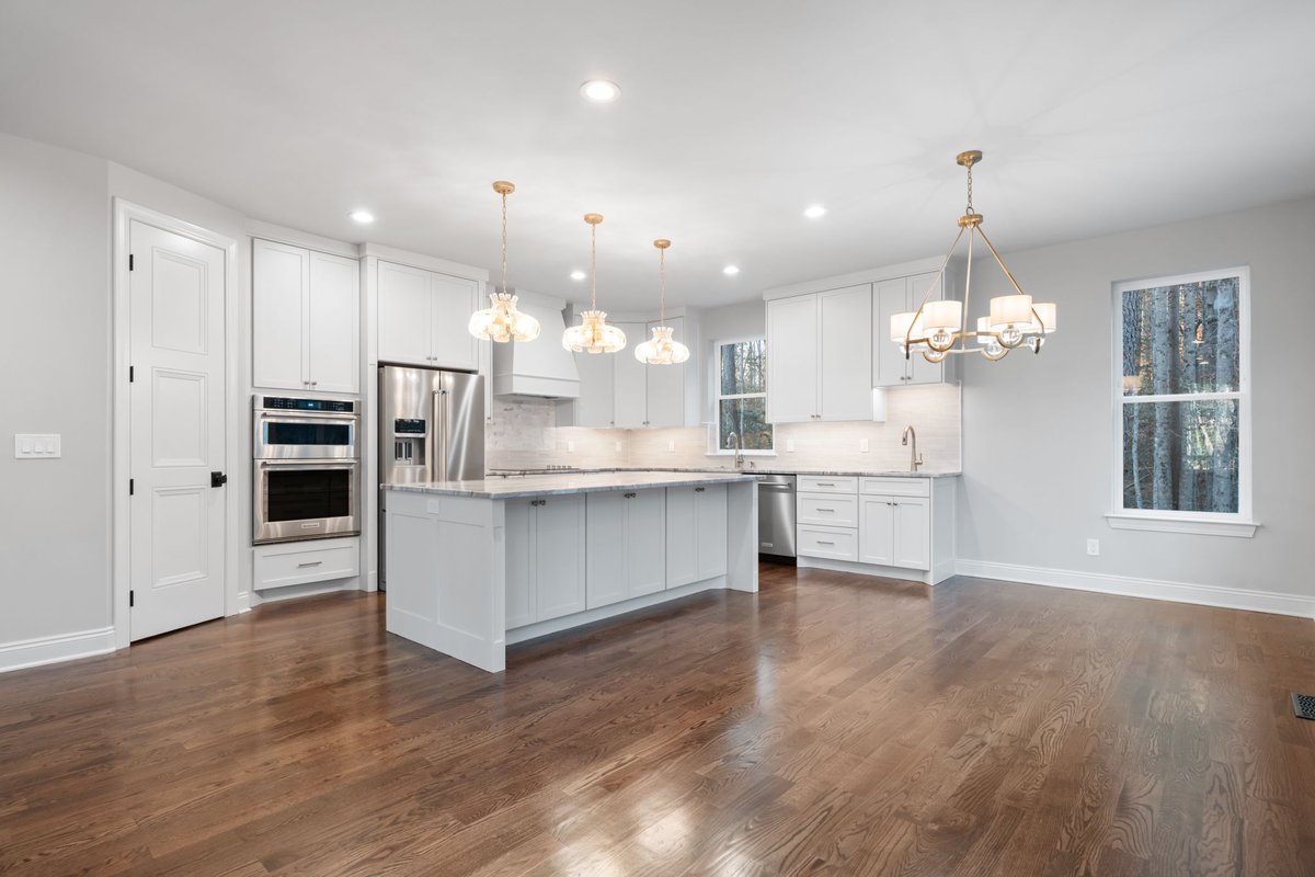 HickoryNCHomes's tweet image. #NewPrice on this #NewConstruction Home For Sale in Granite Falls!
📷 CALL 828-328-9540 NOW to schedule a showing when the roads clear.
📷 CLICK for more pictures and information &amp;gt;&amp;gt;
betterfoothills.com/listing/NC/Gra…
📷 Welcome to this beautifully crafted modern home located near Lake