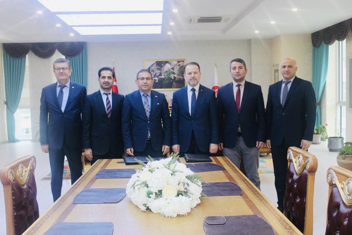 DEĞERLERLE DÖNÜŞÜM VE MANEVİ REHBERLİK PROJEMİZİN İŞBİRLİĞİ PROTOKOLÜNÜ İMZALADIK

Denetimli Serbestlik Müdürlüğümüz ile Müftülüğümüz işbirliğinde yürütülecek olan Değerlerle Dönüşüm ve Manevi Rehberlik Projesi işbirliği protokolünü Müftümüz Hasan Hüseyin Palabıyık ile imzaladık