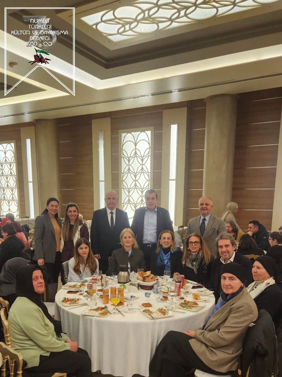 RumeliDernegi's tweet photo. BİZ KOCAMAN BİR AİLEYİZ
BIZE KATILAN TÜM DOSTLARIMIZA
AİLELERİMİZE CANI GÖNÜLDEN TEŞEKKÜR EDERİZ
IFTARIMIZDAN KARELER https://t.co/WFovAmAUKt