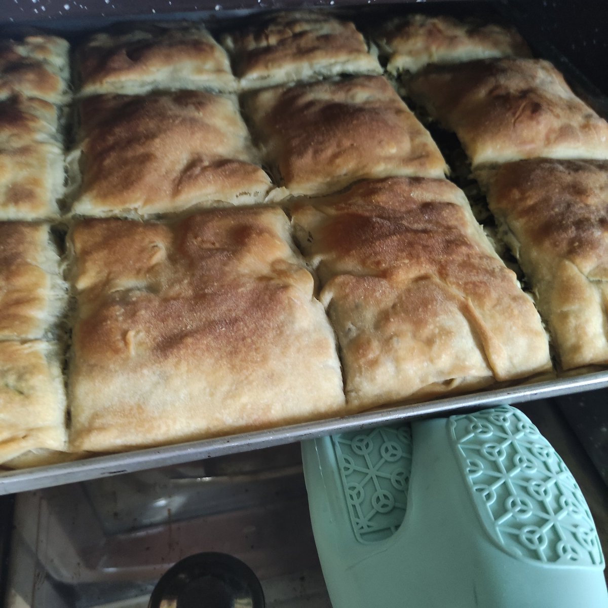 Χρύσα tweet media