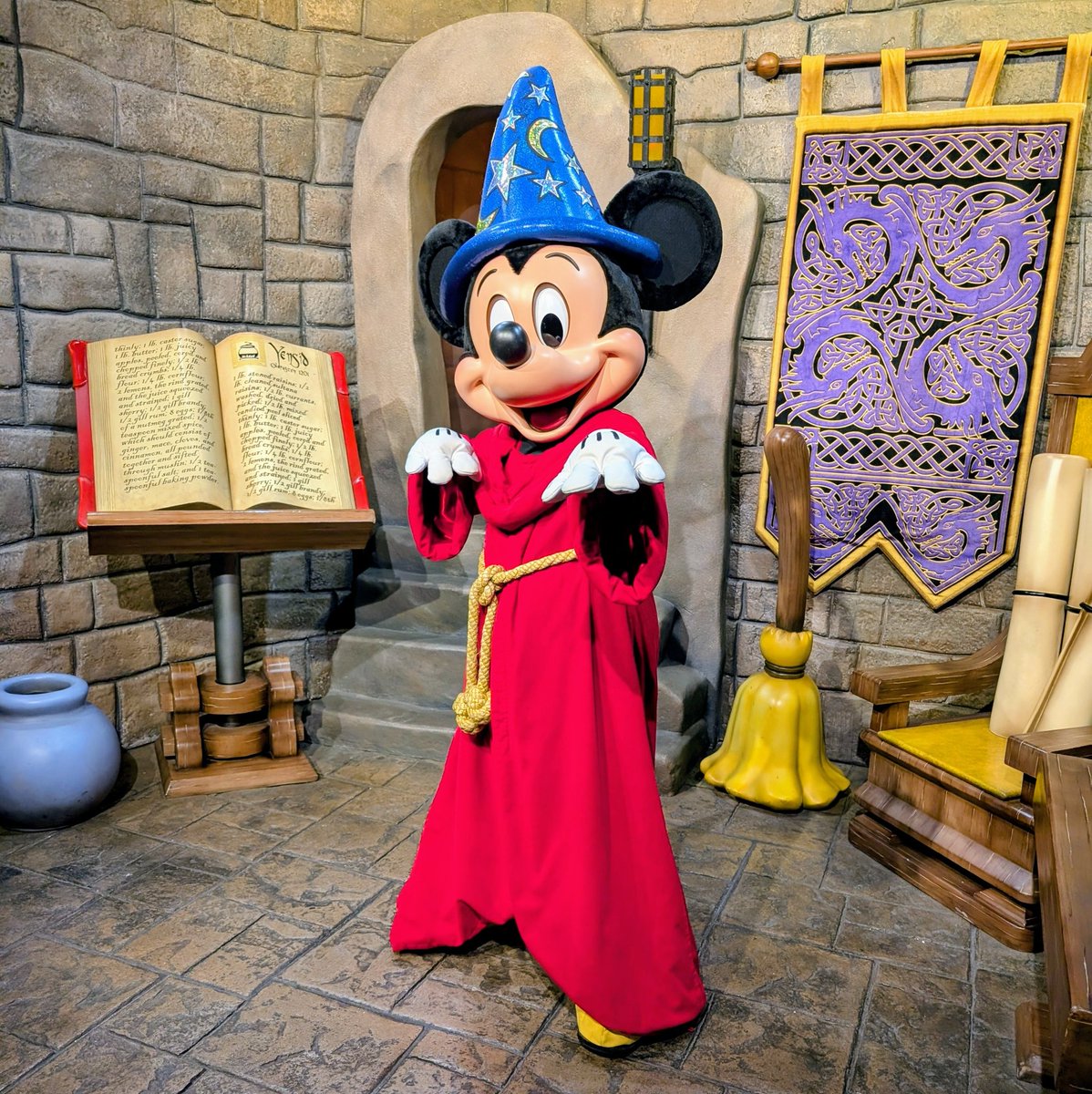 MarcParcs tweet media