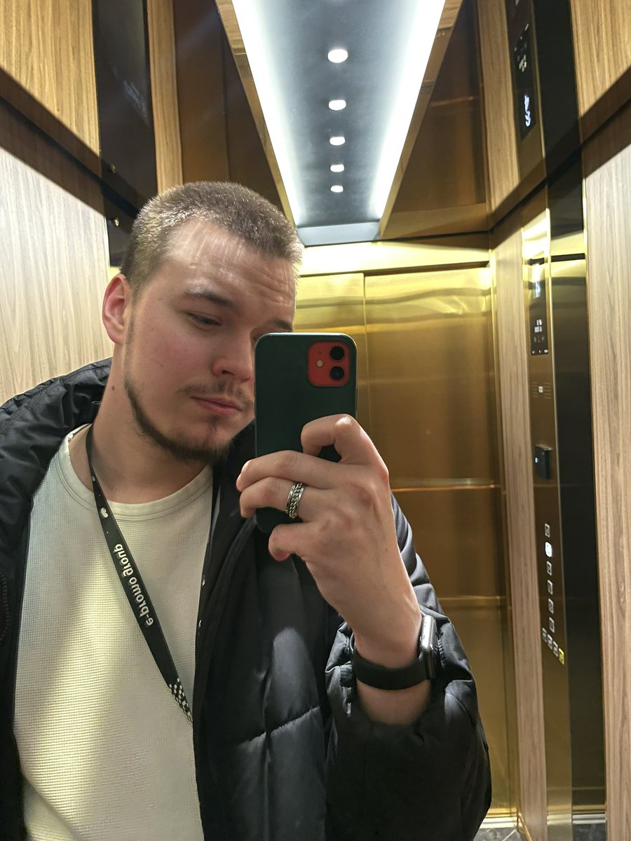 двухметровый вершилкин! tweet media