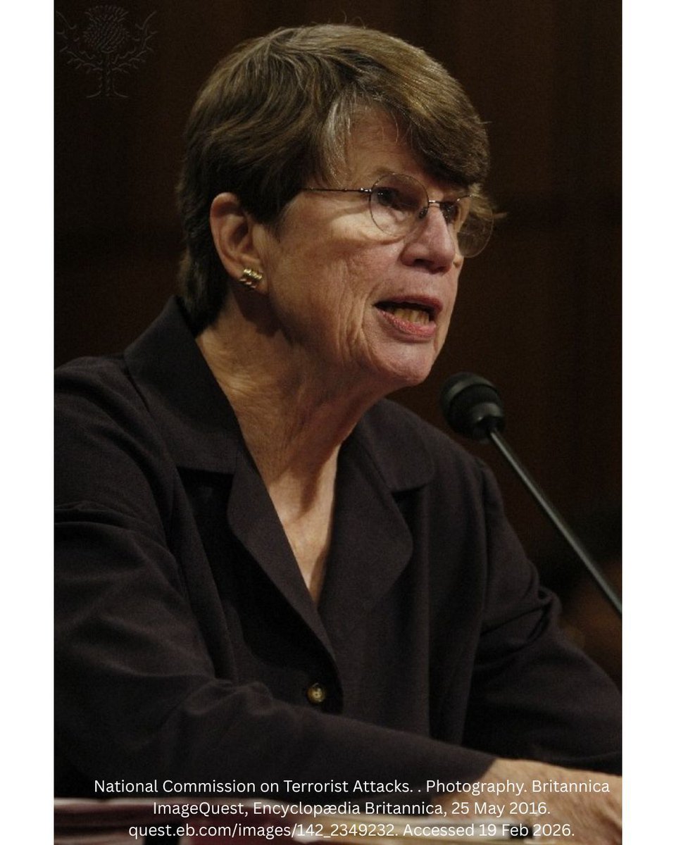 MrsLibraryLady tweet media