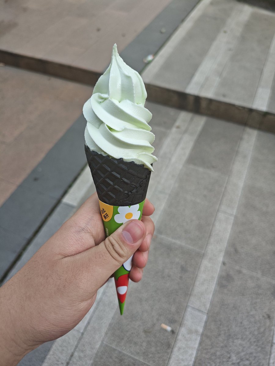 Sparrow He tweet media