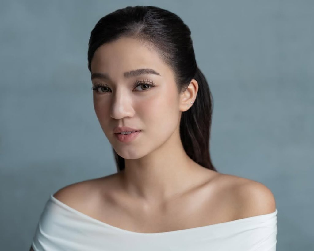 📸 13Mar2026 ~ #BelleMariano Instagram Post! 

“Glow with confidence 🤍🩵 @.met_tathione” 

<a href="/bellemariano02/">Belle Mariano</a> | #ReBelles