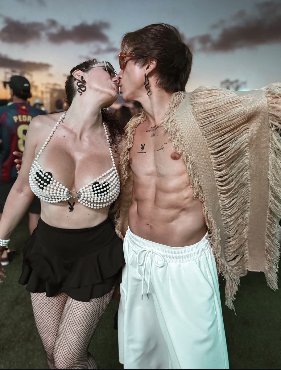 👯‍♀️ Gerard Equis - Tetólogo 👯‍♀️ tweet media