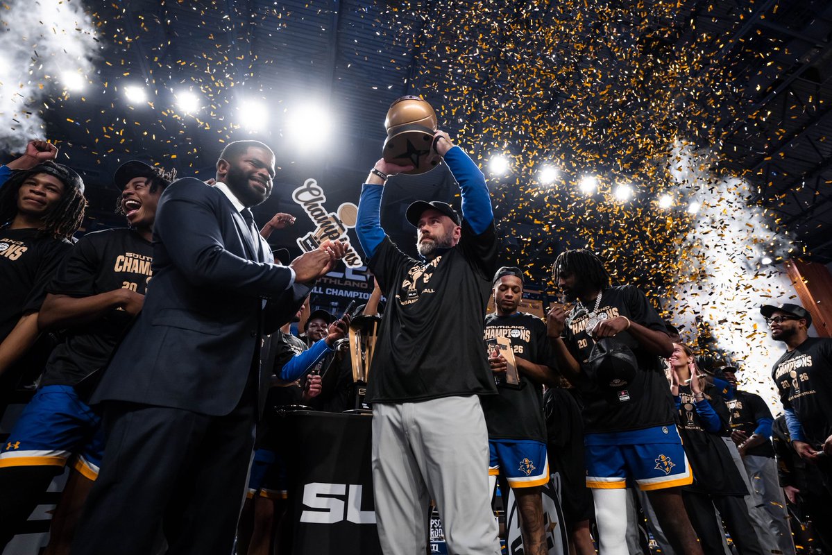 Chaston Tavares tweet media