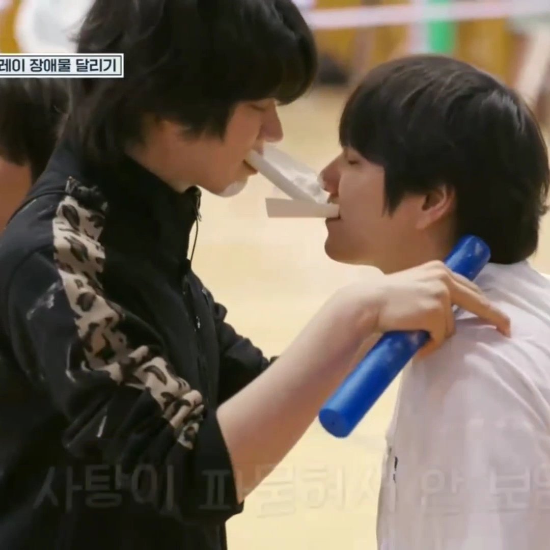 letz_kiki's tweet photo. 어제 태어난 애들 398명 모아놔도 난 둘이 합쳐 팔십 넘는 아저씨들이 이러는 것만 봄 https://t.co/7ZwxJBEDJt
