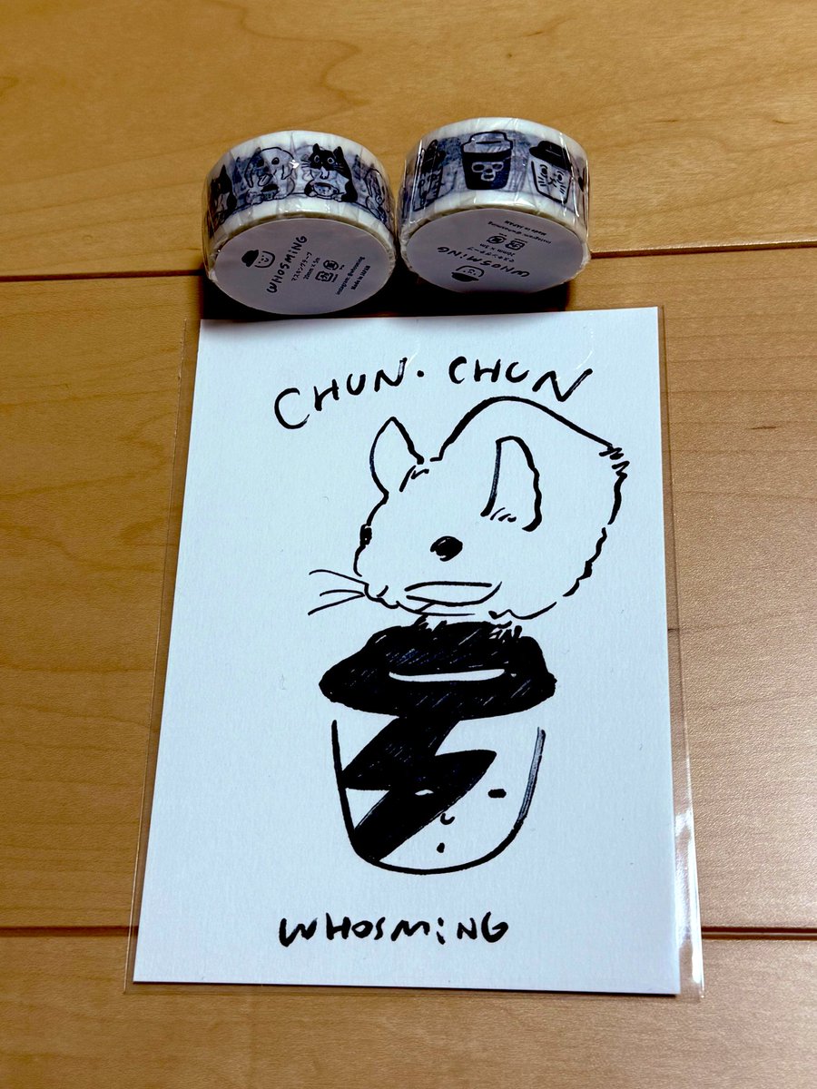 tribecsoss's tweet photo. WHOSMiNGさんに
今まで2回
似顔絵を描いてもらったので
今回はウチの子を描いてもらった!
お写真見せて
コーヒーの上に乗せてください!
ってお願いしたら
いいよー!って
コーヒーの柄も選ばせてくれたよ
デグーちゃんのお耳のひらひらも
ちゃんと描いてもらったの
#紙博
#紙博in東京
#WHOSMiNG https://t.co/silkMghjPF
