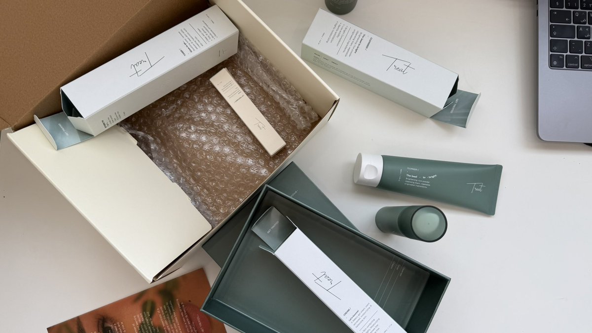 حورية tweet media