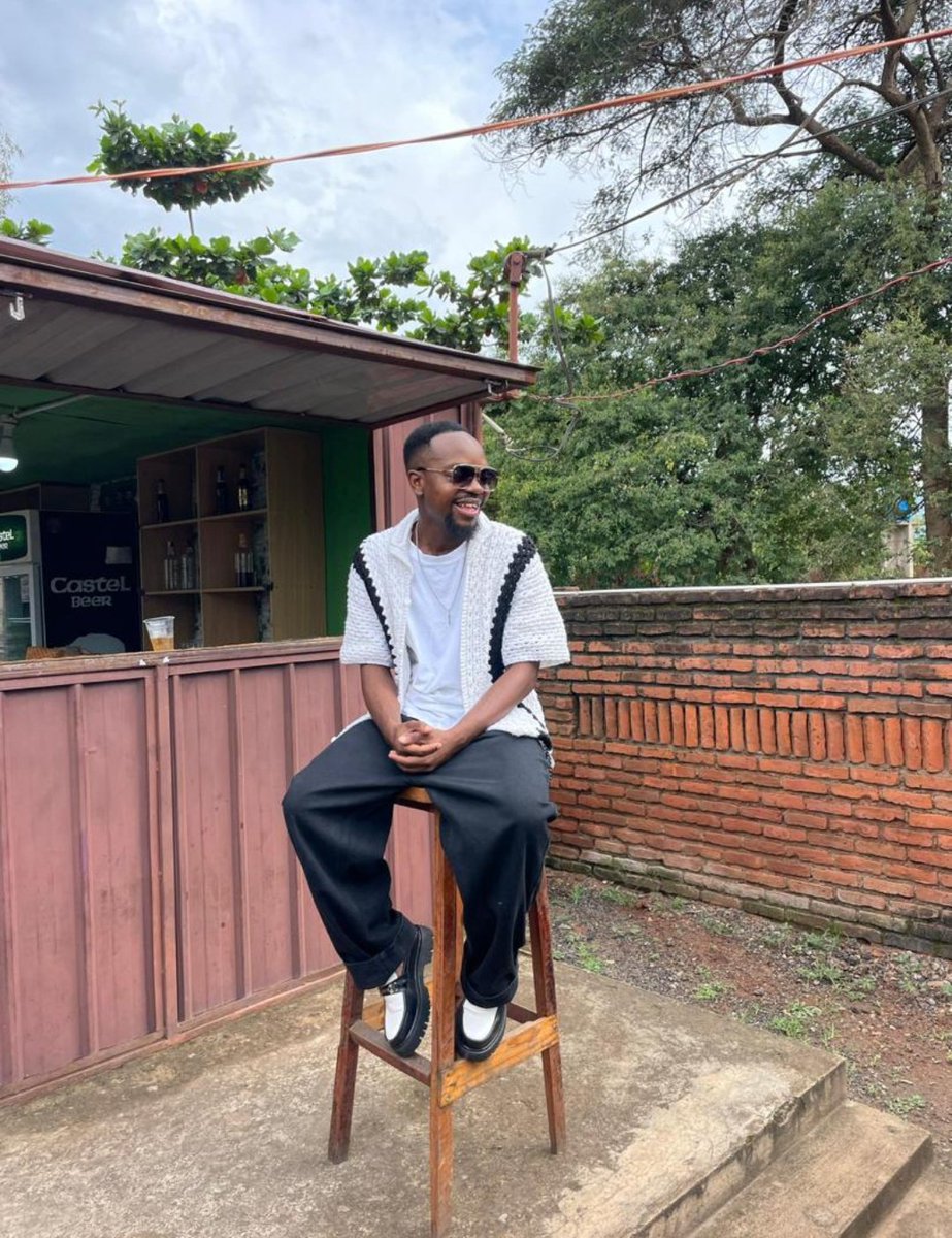 UnboxThePresent tweet media