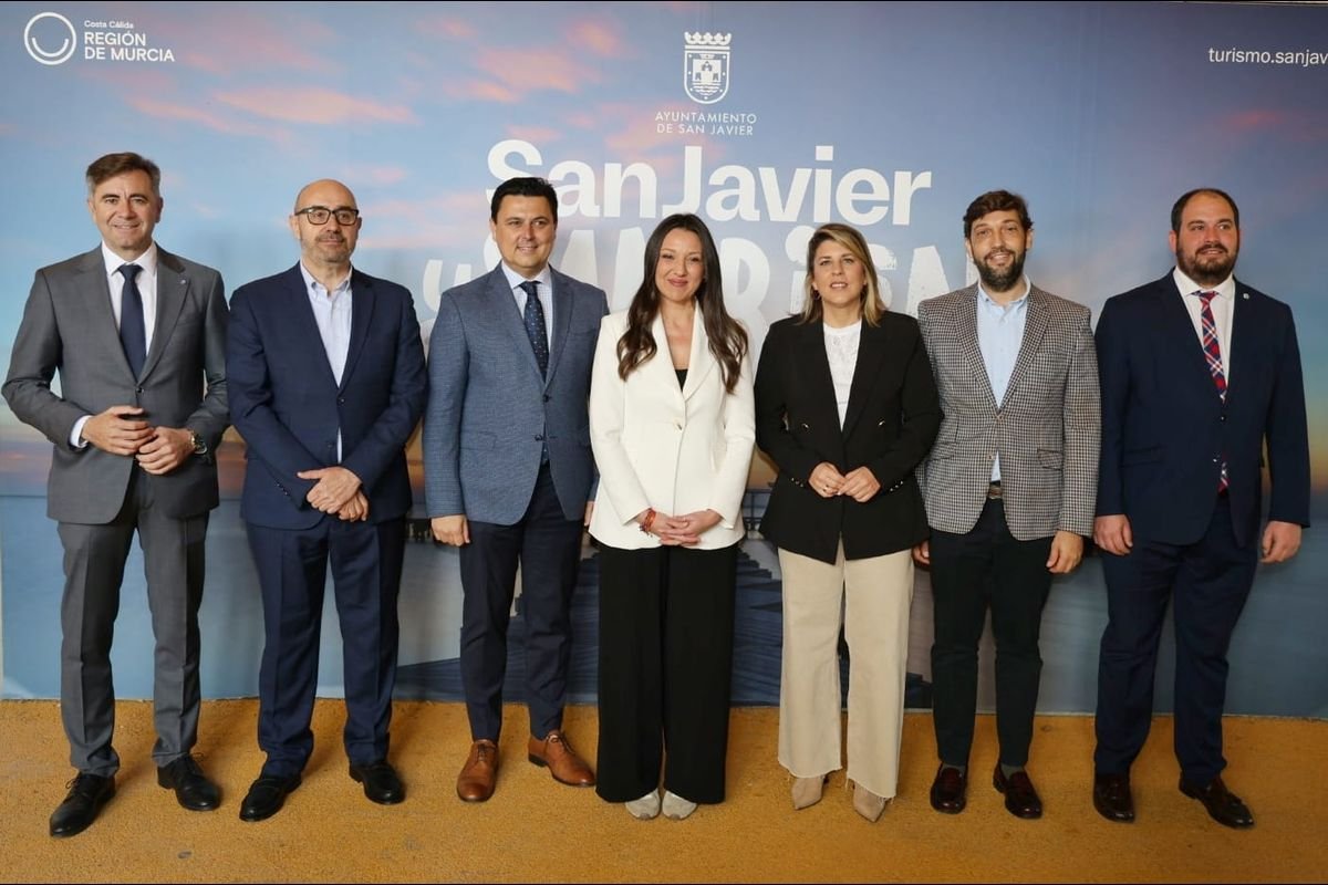 🤝🏻 Frente común de los alcaldes del litoral para gestionar las competencias de Costas y potenciar el turismo de calidad.

📜 <a href="/NoeliaArroyoHer/">Noelia Arroyo</a> coincide con los demás regidores en necesidad de una modificación del actual marco regulatorio.

🌐 Más sobre I Jornada Público Privada de