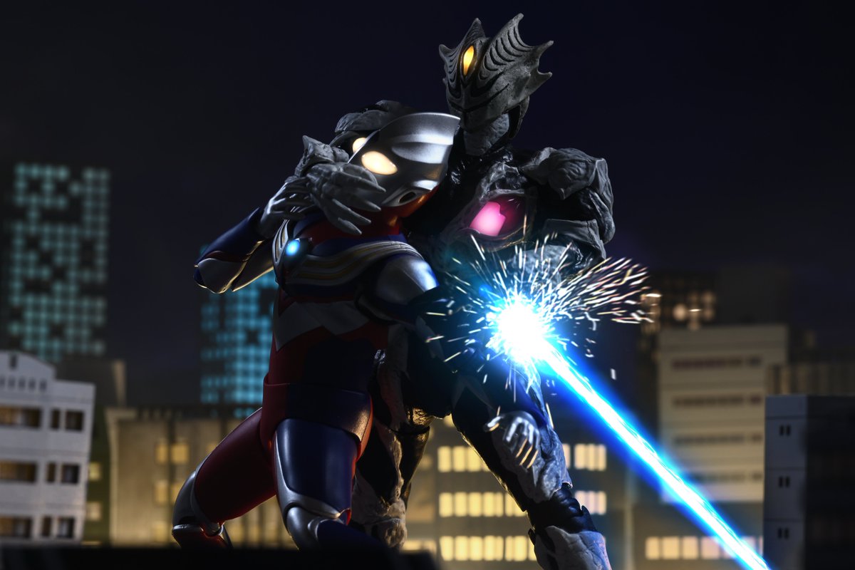 khgtnsmn1kkskin's tweet photo. #ウルトラアーツ
#ちいさな巨大特撮
#トマト空想写真館 

天使再臨 https://t.co/iU3yvm8uRQ