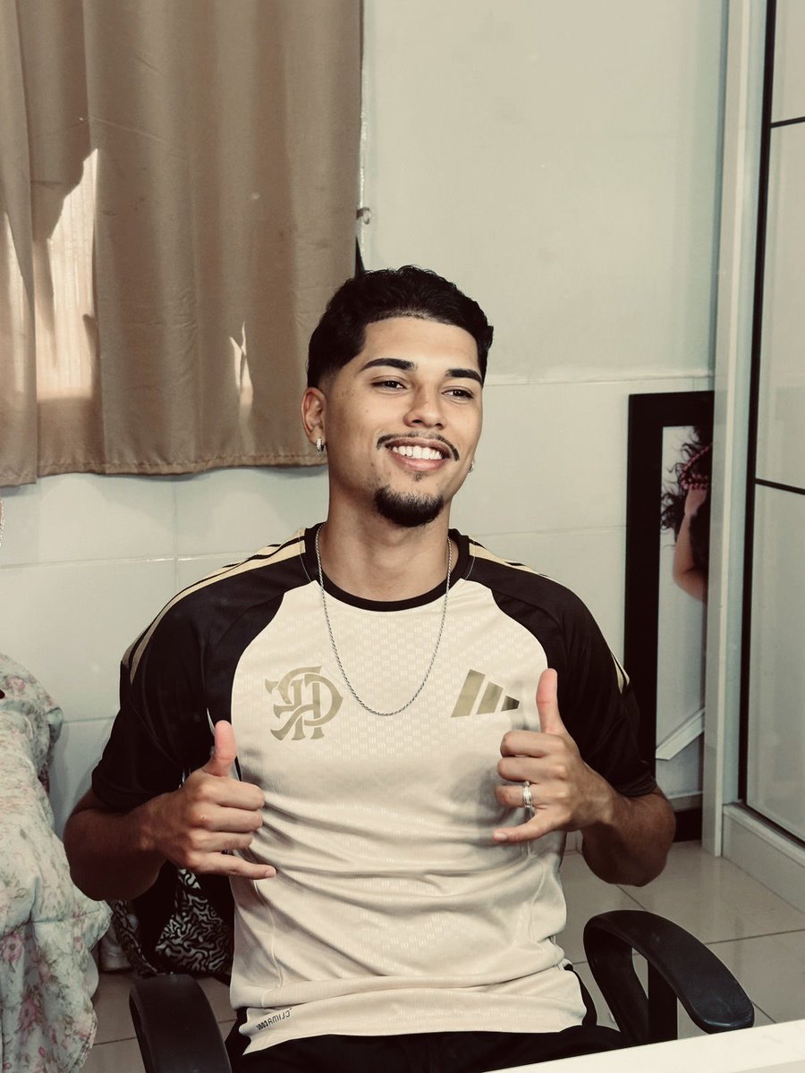 🤴🏻