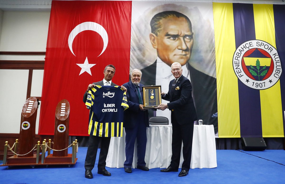 Prof.Dr.İlber Ortaylı hayatını kaybetti.

Merhuma Allah’tan rahmet, sevenlerine ve yakınlarına başsağlığı diliyoruz.