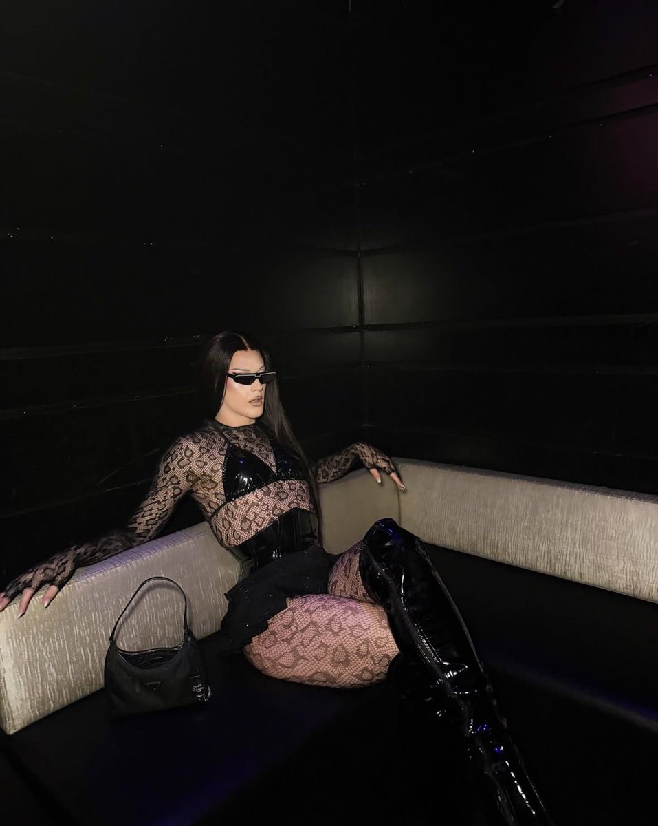 Drag Crave tweet media