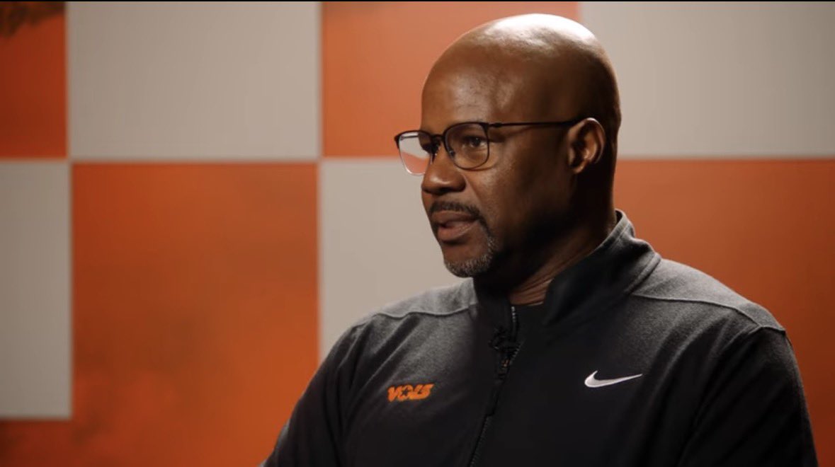 Derek Jones tweet media