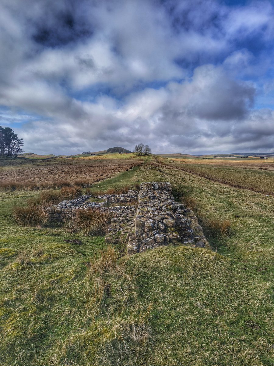 HADRIAN'S WALL PATH tweet media