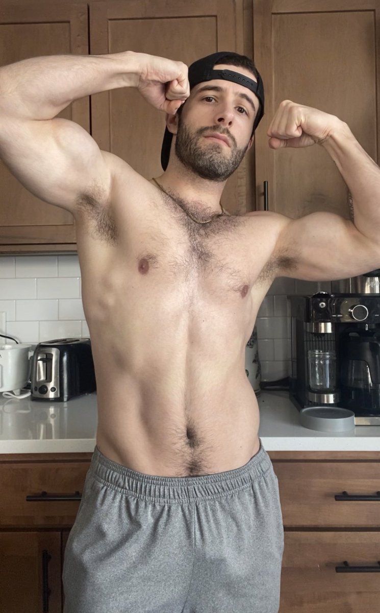 Master Alex tweet media