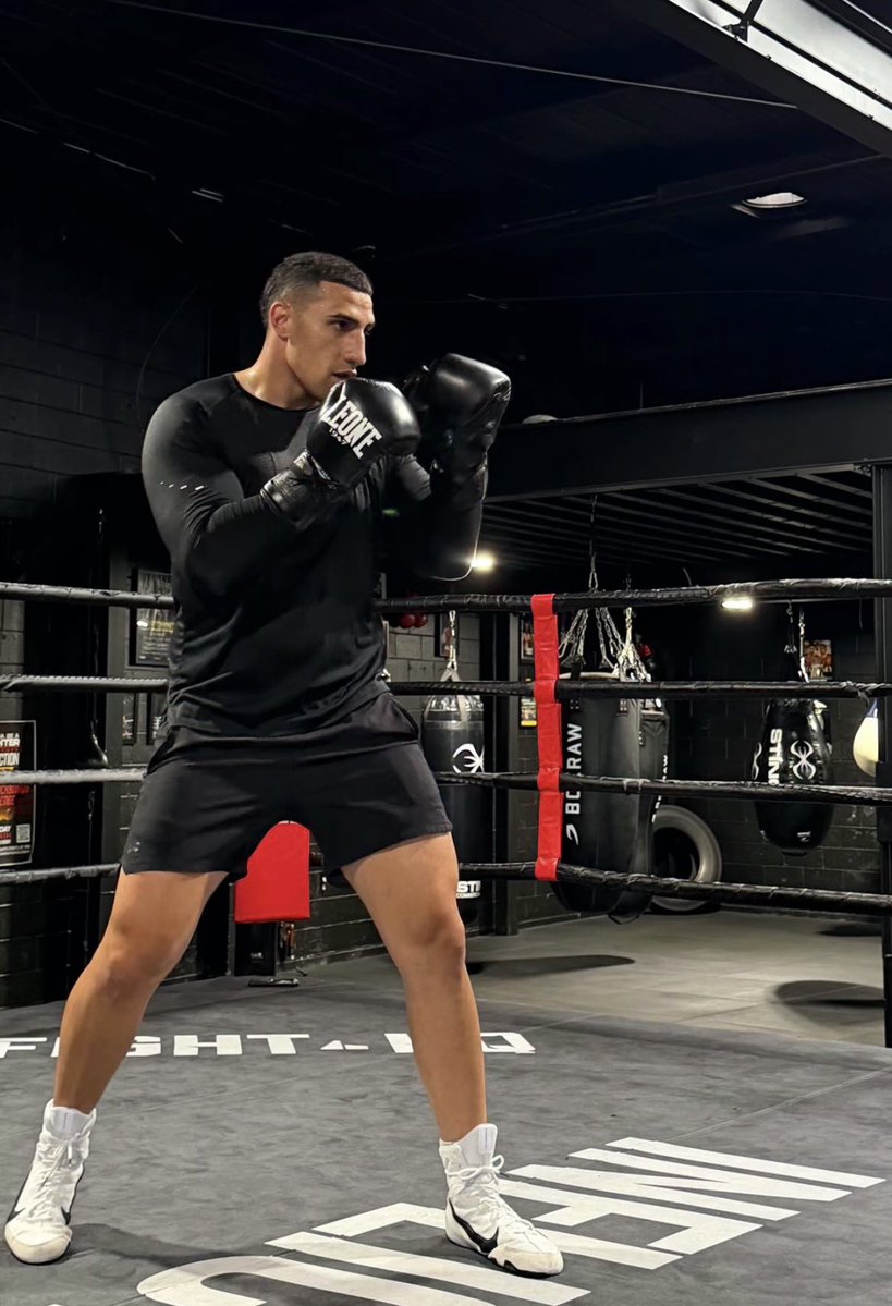 Justis Huni tweet media