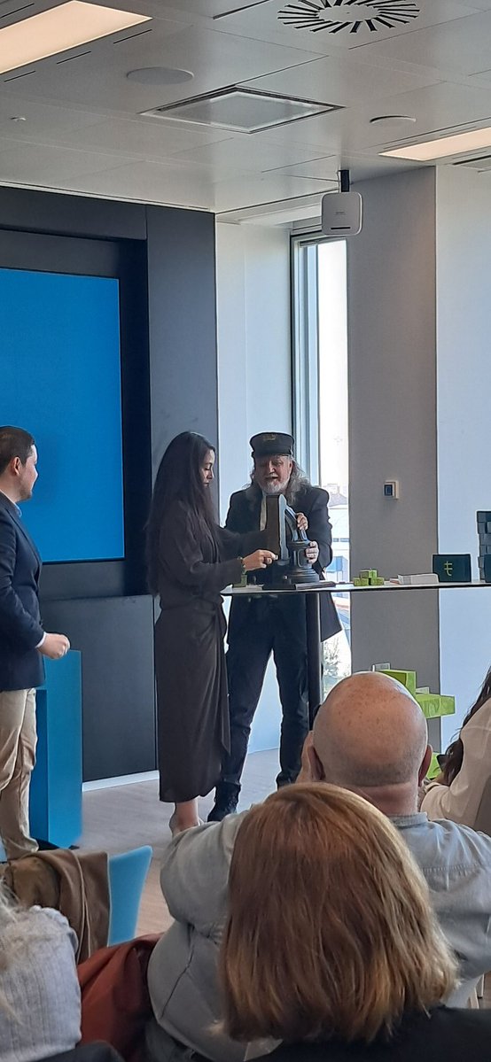 legofan1974 tweet media