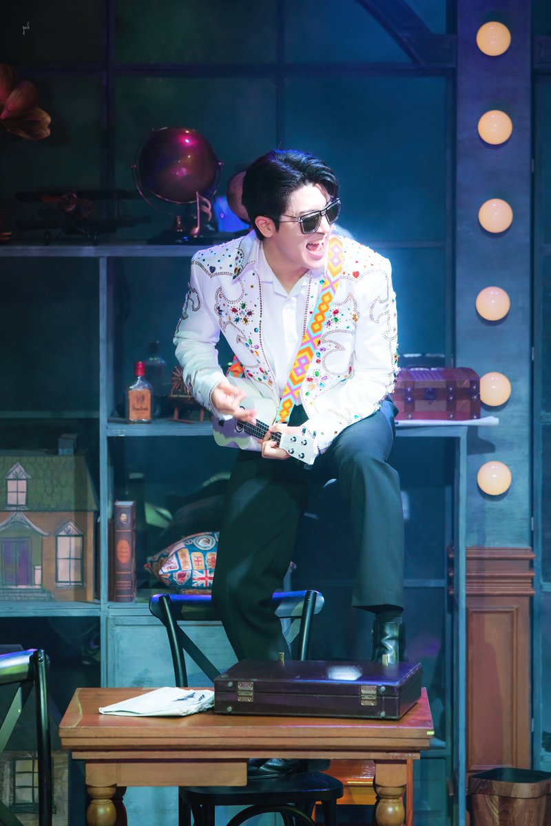 ๐๐๐ tweet media