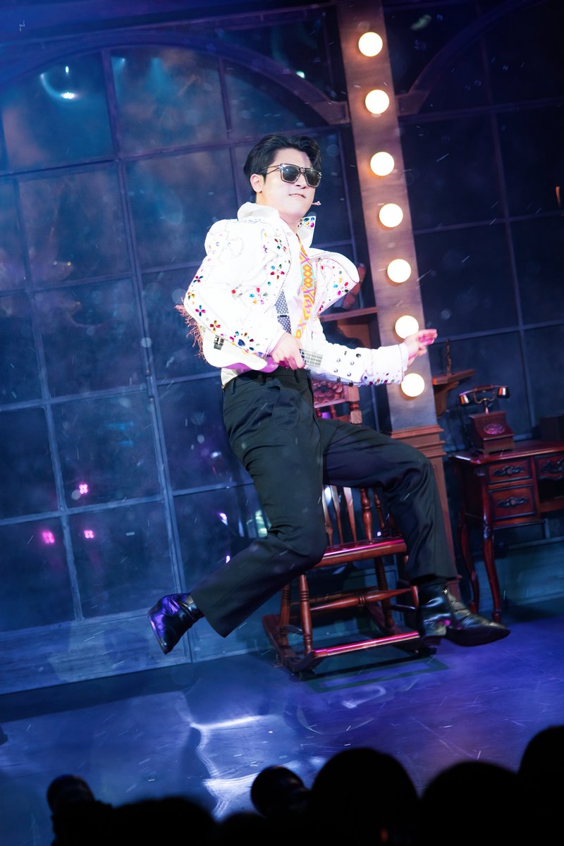 ๐๐๐ tweet media