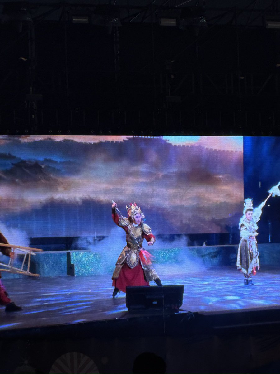龍 tweet media