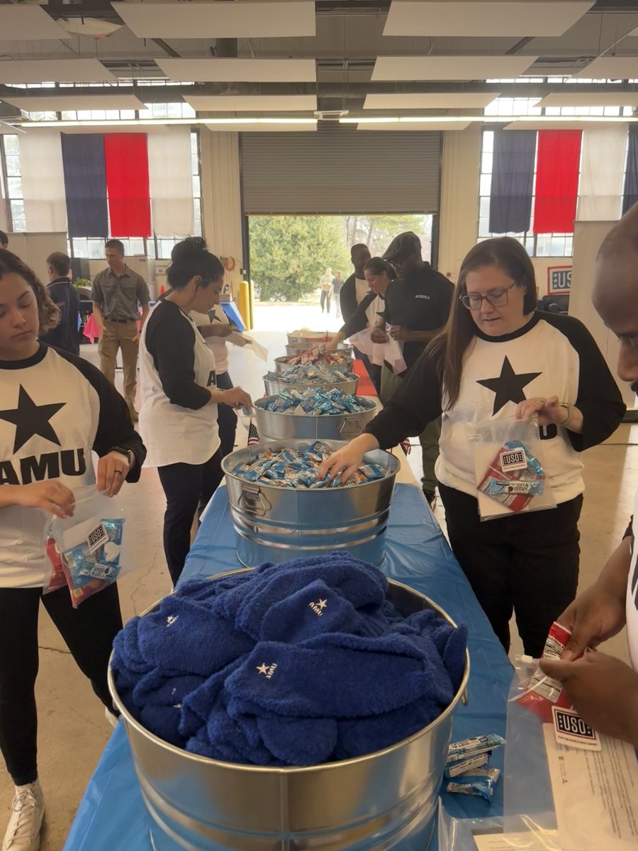 American Military U tweet media