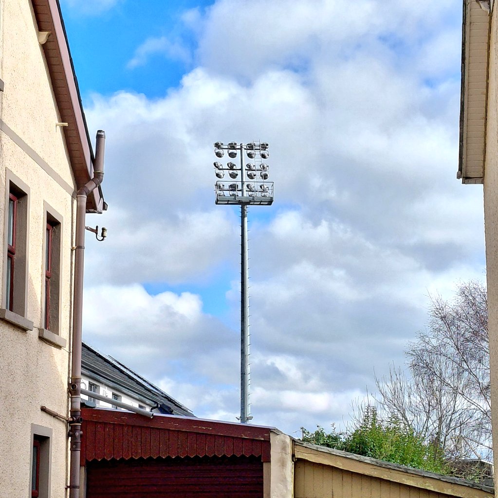 christopher tweet media