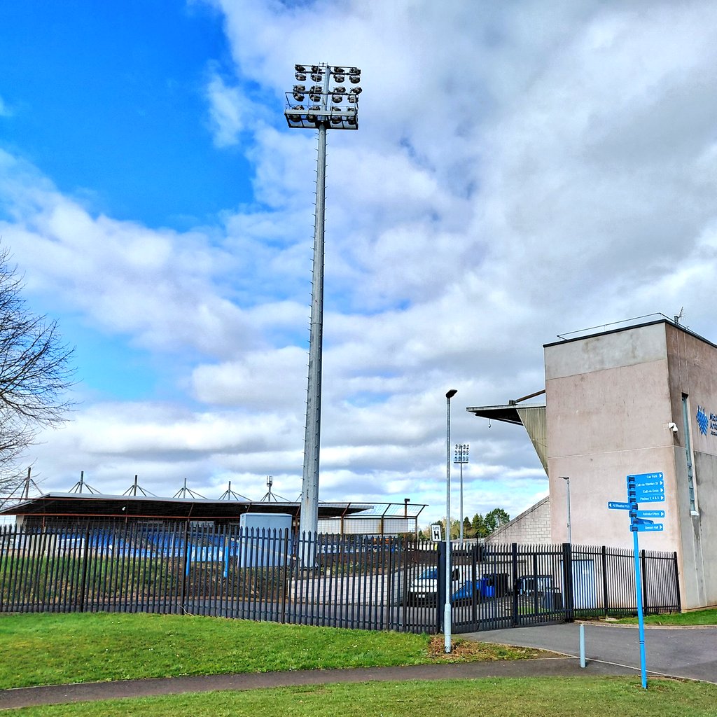 christopher tweet media