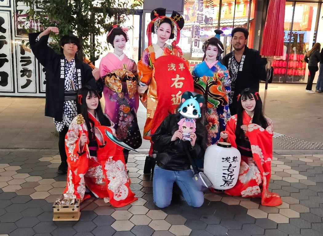 Wandering the streets of Tokyo Asakusa at night, only to stumble across an... ELEGANT ROCK SHOW?! This was so cool! This is the Oiran Night Rock show, and apparently today was a special battle between the ladies of the North and South! There can be a stage truly everywhere...