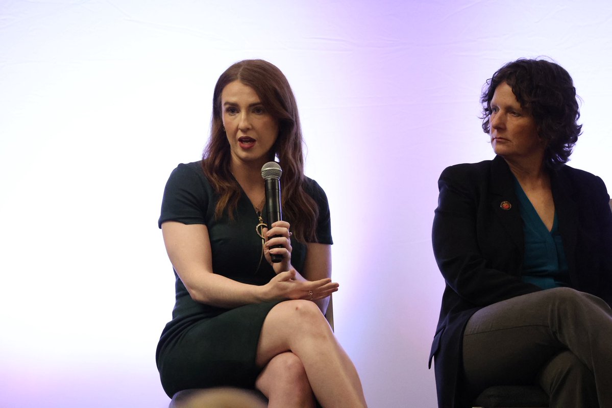 Bride Rose Sweeney tweet media